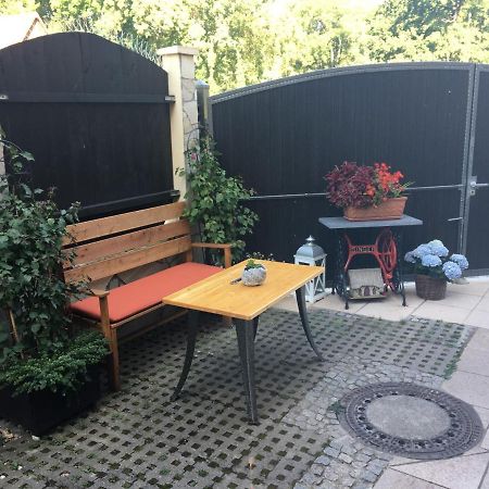 Ferienwohnung Am Goethe Park Fuer 2 Bis 3 Personen Jena Dış mekan fotoğraf
